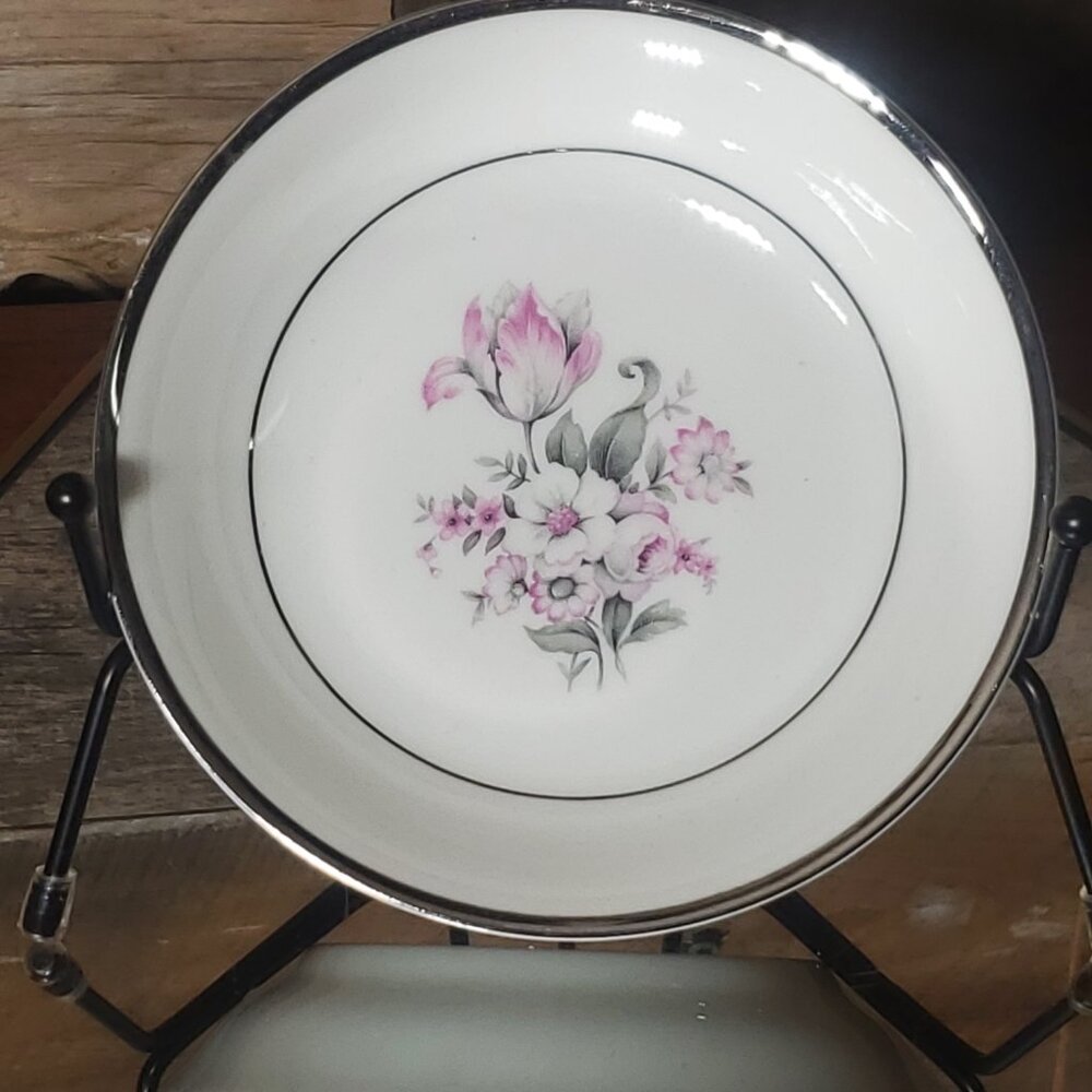 Embassy USA Fruit/Dessert/Sauce Bowl Pattern EMB1